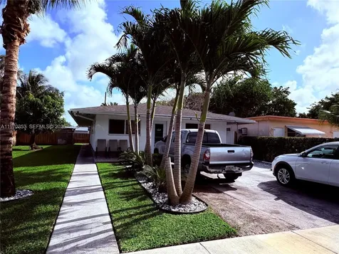 5632 Hayes Street Hollywood FL 33021