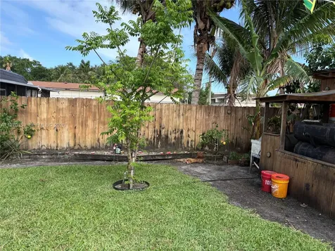 5632 Hayes Street Hollywood FL 33021