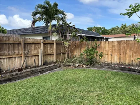 5632 Hayes Street Hollywood FL 33021