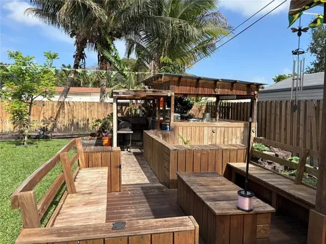 5632 Hayes Street Hollywood FL 33021
