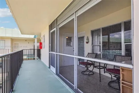804 SE 7th Street Deerfield Beach FL 33441