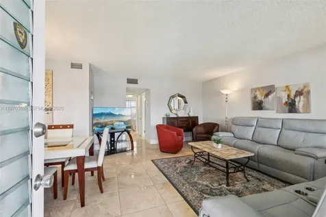 804 SE 7th Street Deerfield Beach FL 33441