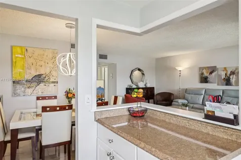 804 SE 7th Street Deerfield Beach FL 33441