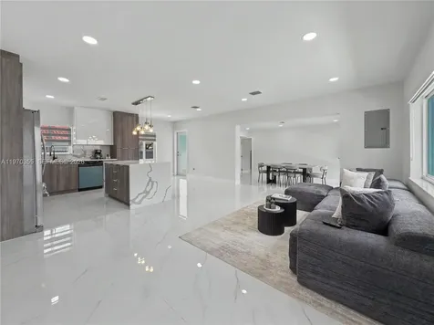 1530 SW 24th Avenue Miami FL 33145