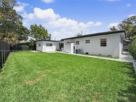 1530 SW 24th Avenue Miami FL 33145