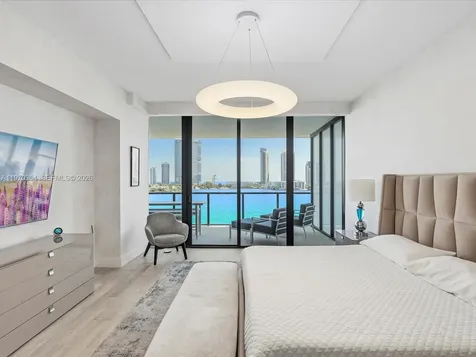 5500 Island Estates Drive Aventura FL 33160