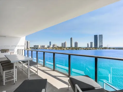 5500 Island Estates Drive Aventura FL 33160