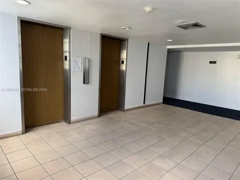 5050 NW 7th Street Miami FL 33126