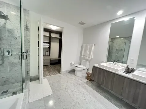 801 S Miami Avenue Miami FL 33130