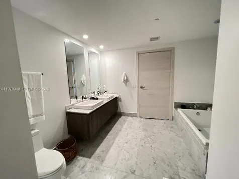 801 S Miami Avenue Miami FL 33130