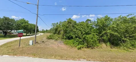 1525 Washington Boulevard Lake Placid FL 33852