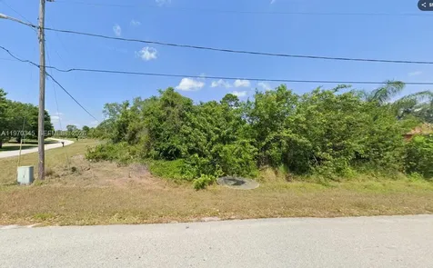 1525 Washington Boulevard Lake Placid FL 33852