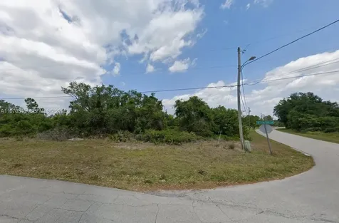 1525 Washington Boulevard Lake Placid FL 33852
