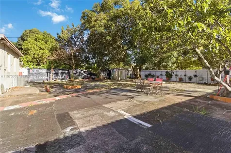 380 NW 133rd Street North Miami FL 33168