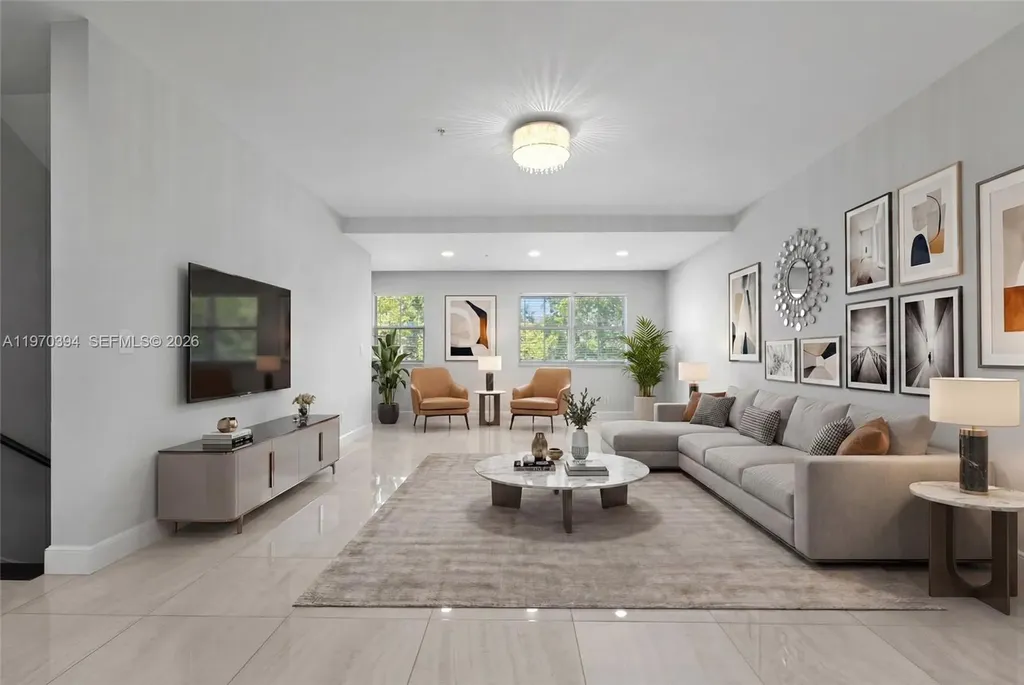 621 NE 8th Avenue Fort Lauderdale FL 33304