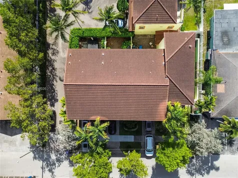621 NE 8th Avenue Fort Lauderdale FL 33304