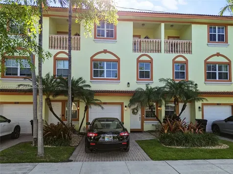 621 NE 8th Avenue Fort Lauderdale FL 33304