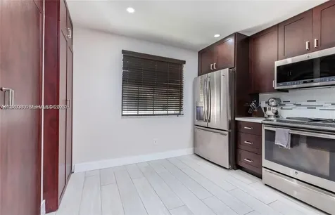 3559 Magellan Circle Aventura FL 33180