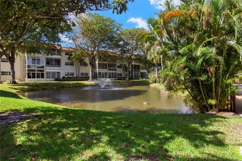 5121 W Oakland Park Boulevard Lauderdale Lakes FL 33313