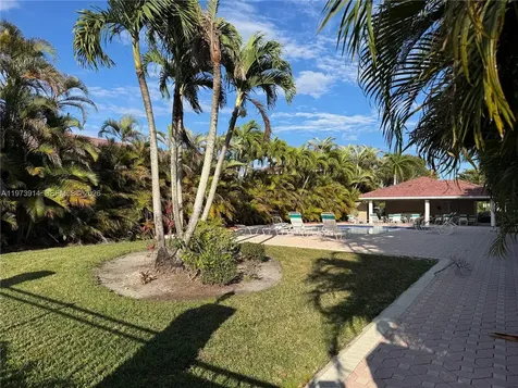 2150 NW 100th Avenue Pembroke Pines FL 33024