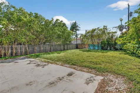 620 SW 27th Road Miami FL 33129