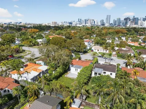 620 SW 27th Road Miami FL 33129