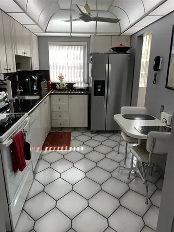 1400 Saint Charles Pembroke Pines FL 33026