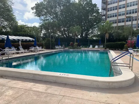 1400 Saint Charles Pembroke Pines FL 33026