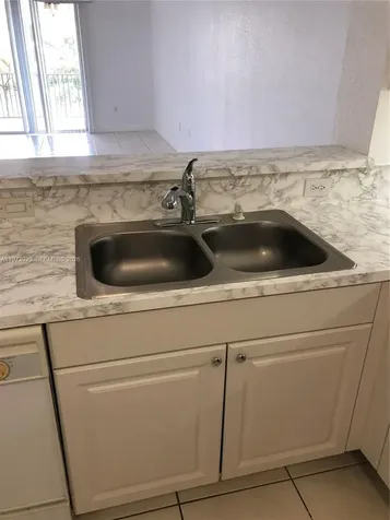 10710 NW 66th Street Doral FL 33178