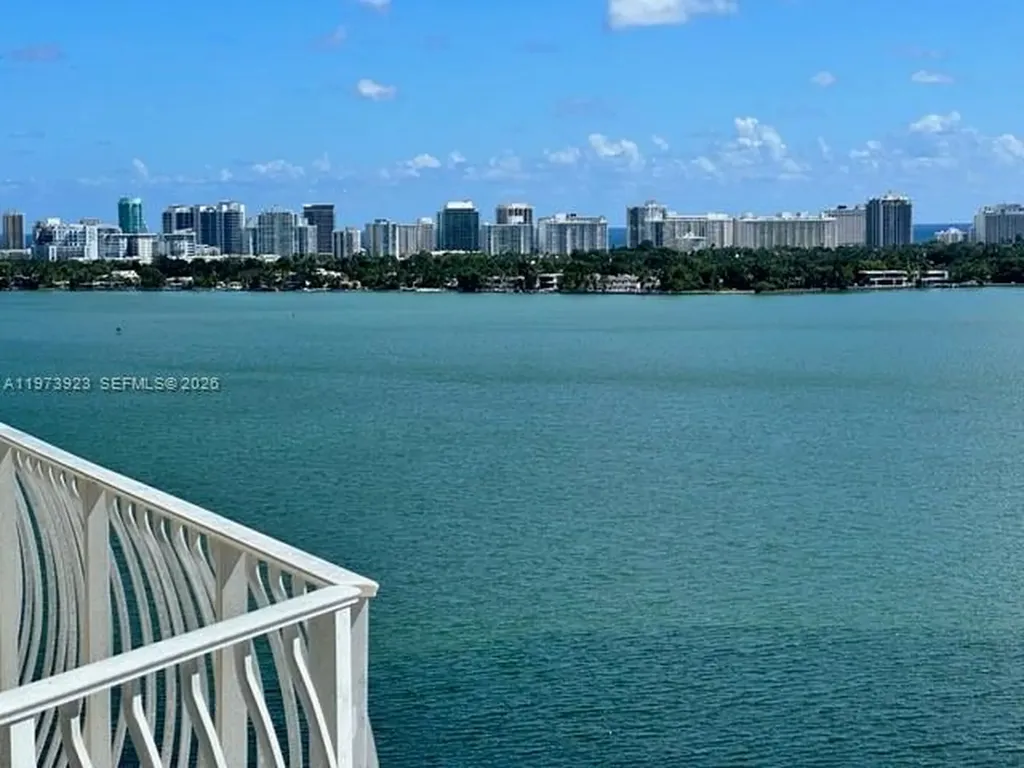 7601 E Treasure Drive North Bay Village FL 33141