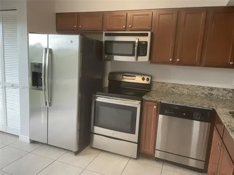 22311 SW 88th Place Cutler Bay FL 33190