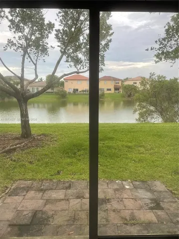 22311 SW 88th Place Cutler Bay FL 33190