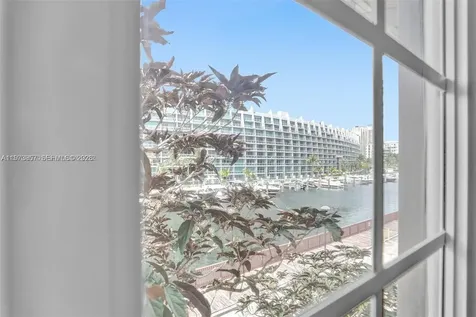2965 NE 185th Street Aventura FL 33180