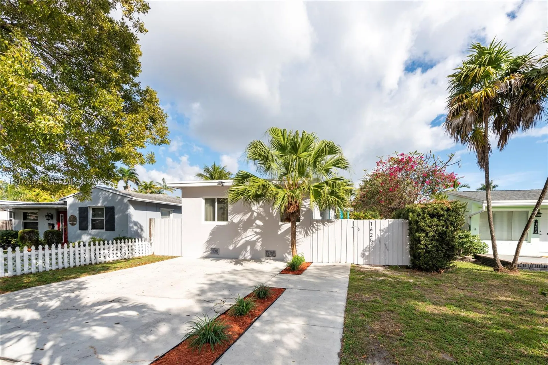 1625 Fletcher Street Hollywood FL 33020