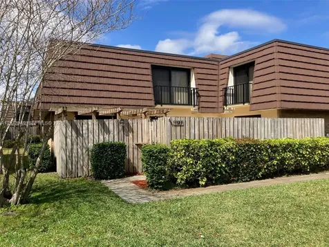 1123 11th Lane Palm Beach Gardens FL 33418