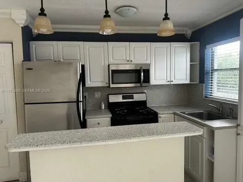 7101 SW 89th Court Miami FL 33173