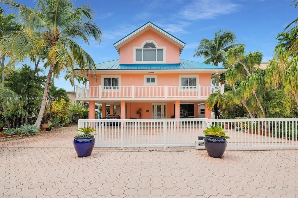 1218 Mockingbird Road Key Largo FL 33037