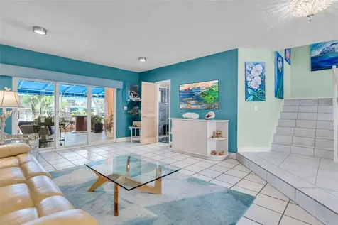 1218 Mockingbird Road Key Largo FL 33037