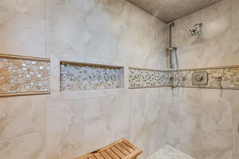 1218 Mockingbird Road Key Largo FL 33037