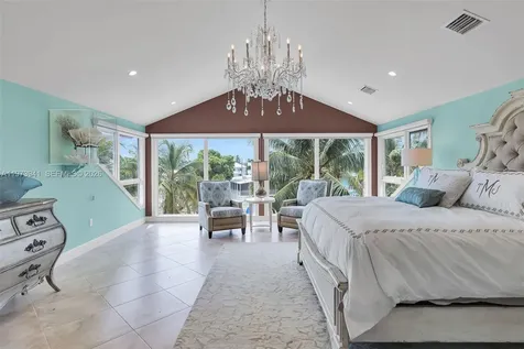 1218 Mockingbird Road Key Largo FL 33037