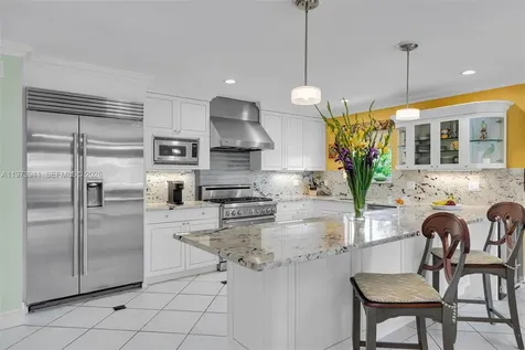 1218 Mockingbird Road Key Largo FL 33037
