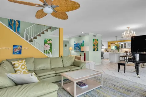 1218 Mockingbird Road Key Largo FL 33037