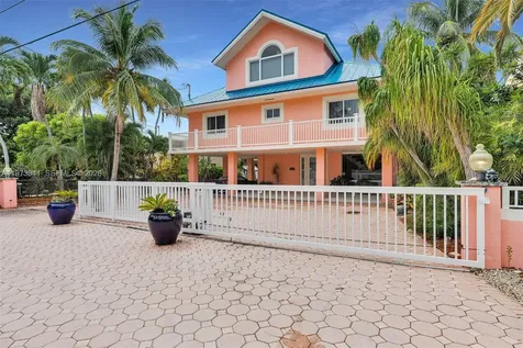 1218 Mockingbird Road Key Largo FL 33037