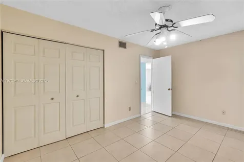3252 Foxcroft Road Miramar FL 33025