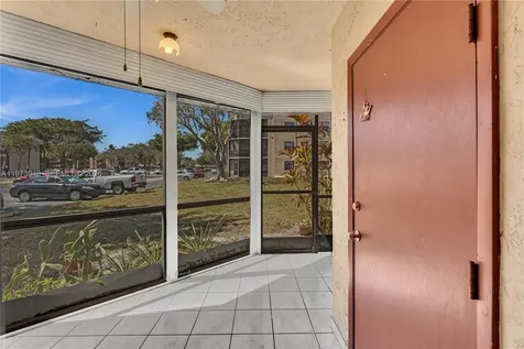 3252 Foxcroft Road Miramar FL 33025