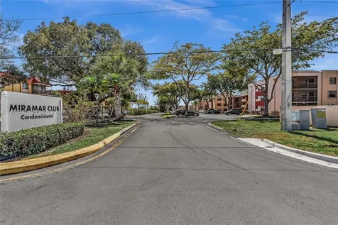 3252 Foxcroft Road Miramar FL 33025