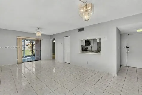 3252 Foxcroft Road Miramar FL 33025