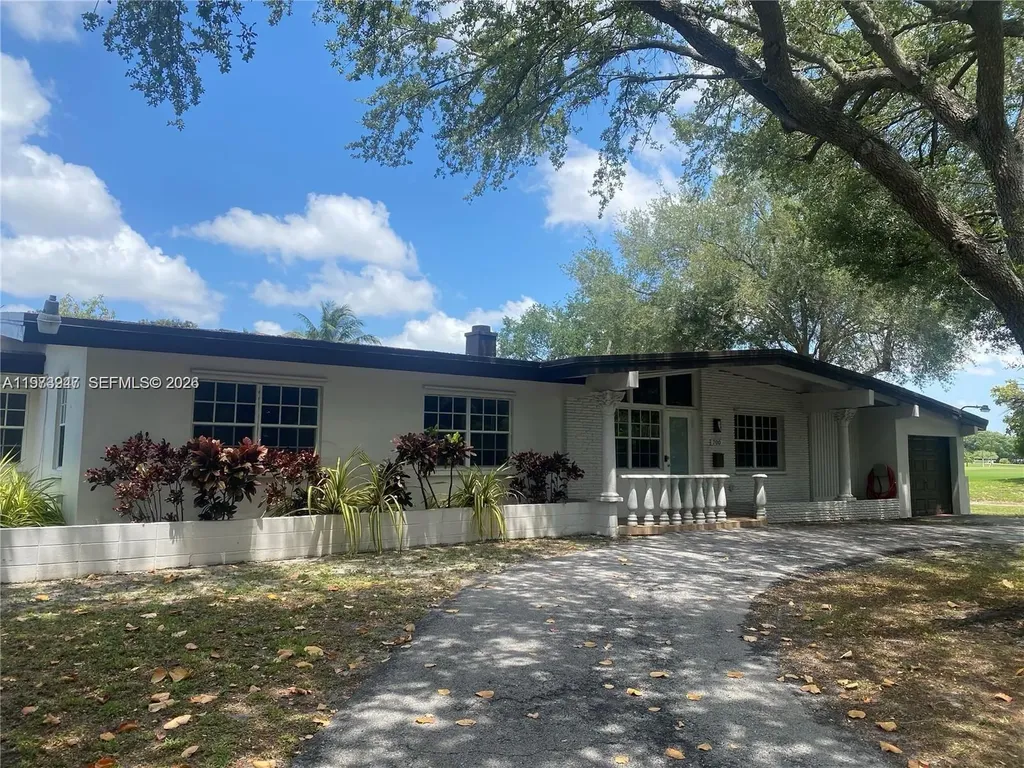 700 Curtiss Parkway Miami Springs FL 33166