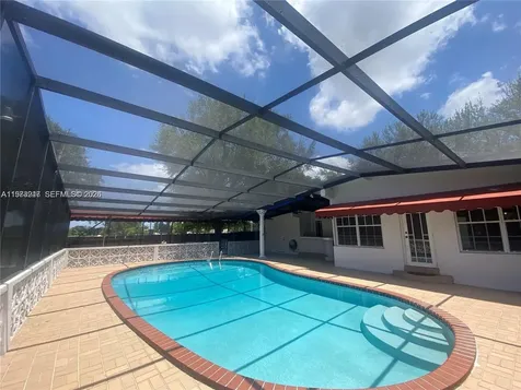 700 Curtiss Parkway Miami Springs FL 33166