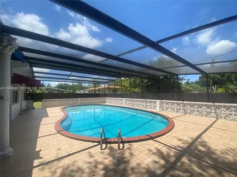 700 Curtiss Parkway Miami Springs FL 33166